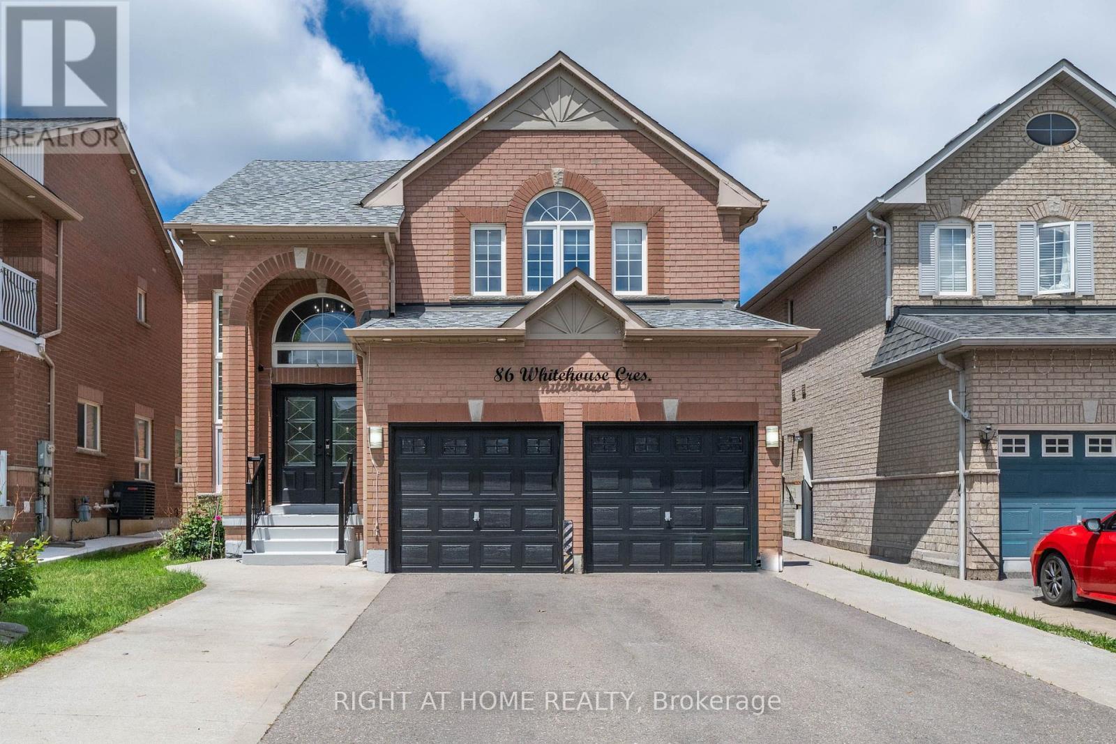 86 Whitehouse Crescent, Brampton, ON - Outdoor With Facade