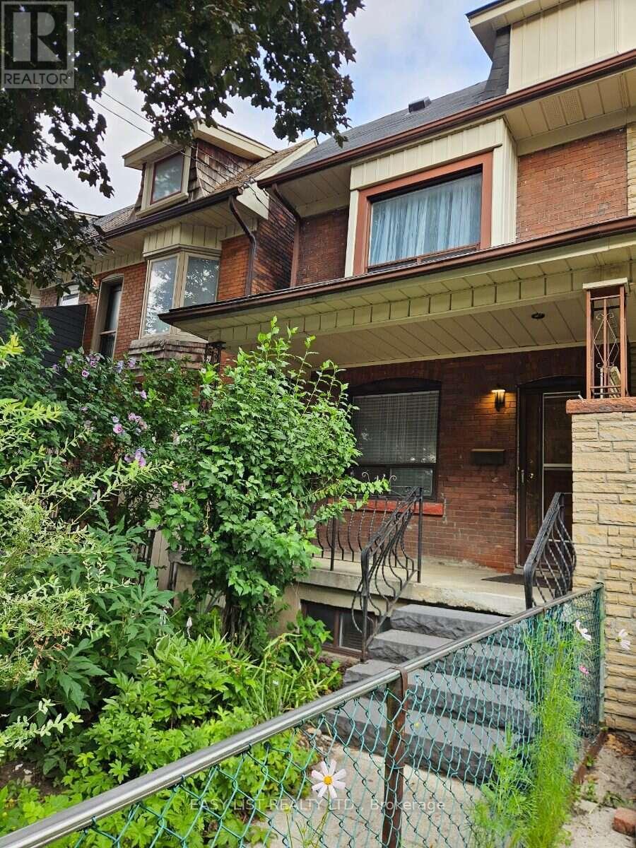 449 Pacific Avenue, Toronto, ON - Outdoor With Exterior