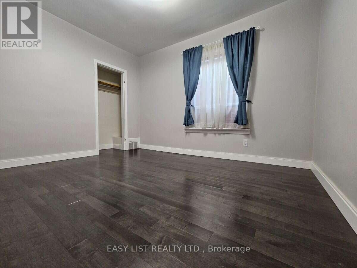 449 Pacific Avenue, Toronto, ON - Indoor Photo Showing Other Room