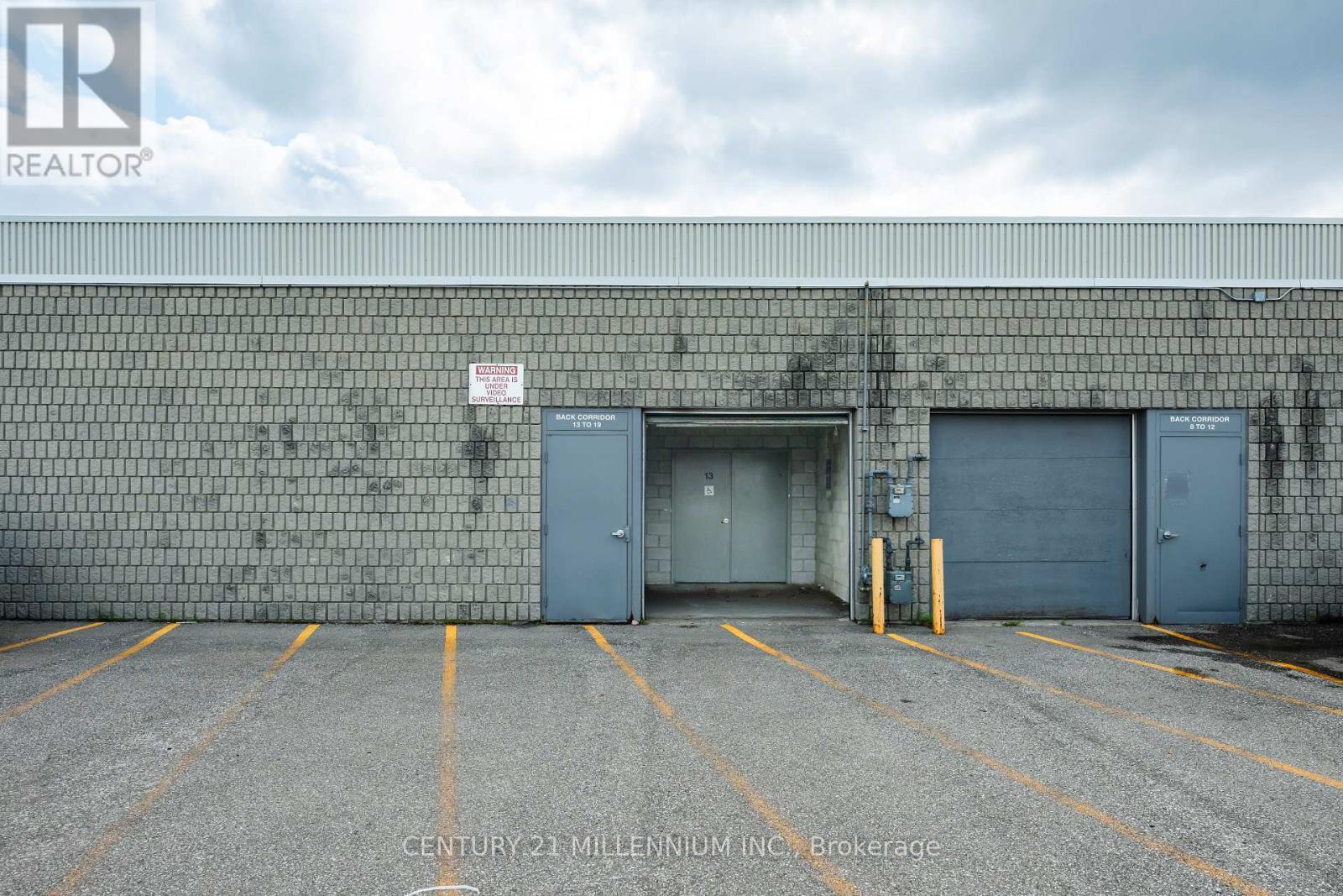 18 - 2355 Derry Road E, Mississauga, ON