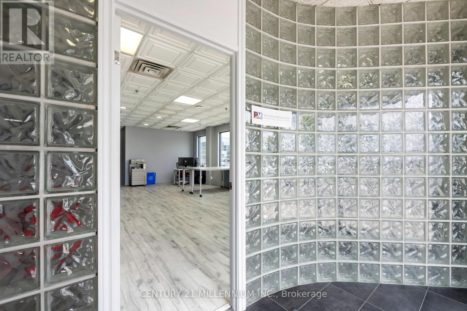 18 - 2355 Derry Road E, Mississauga, ON