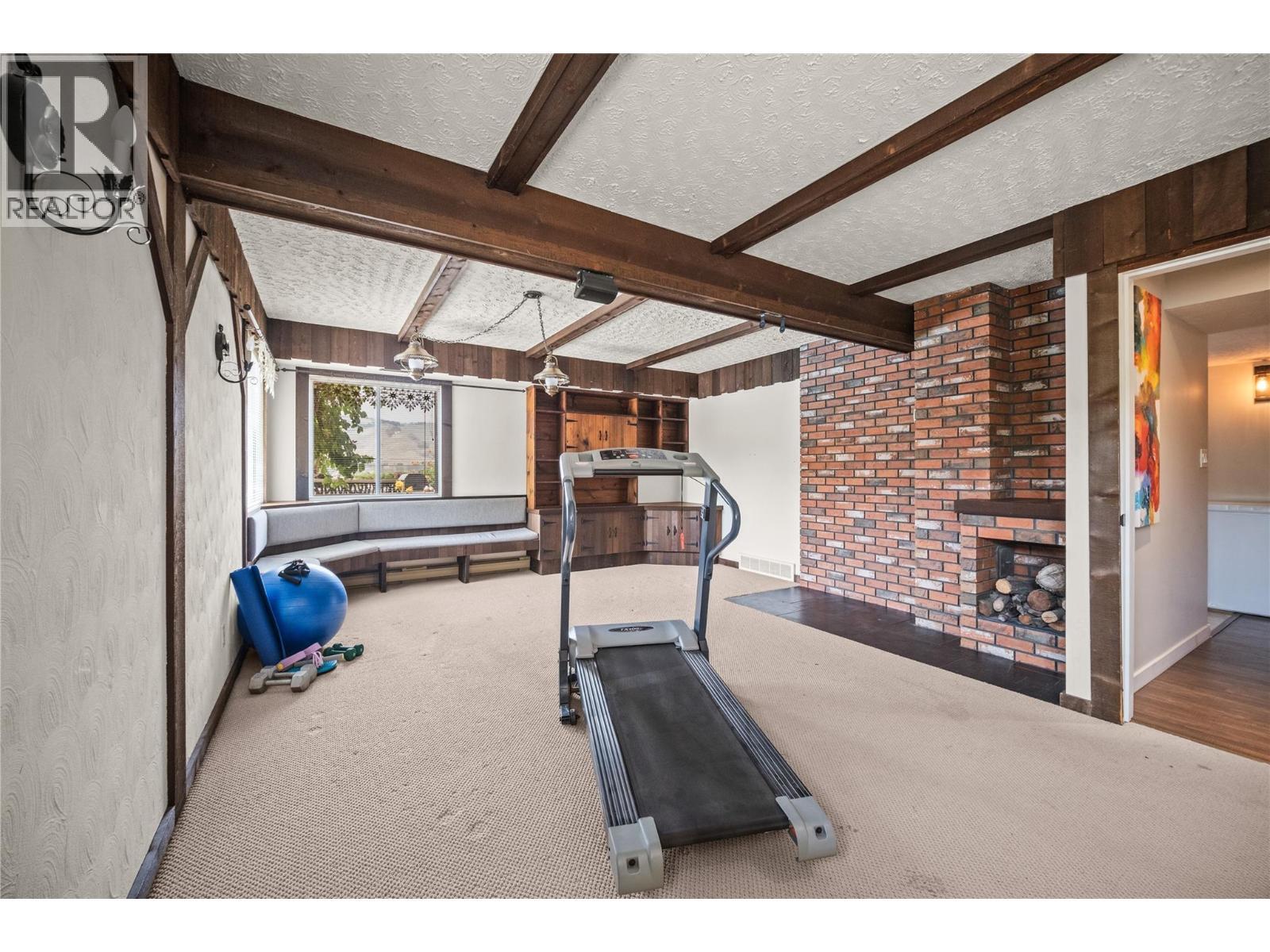 Rec Room - 4119 15 Avenue, Vernon, BC - Indoor Photo Showing Gym Room