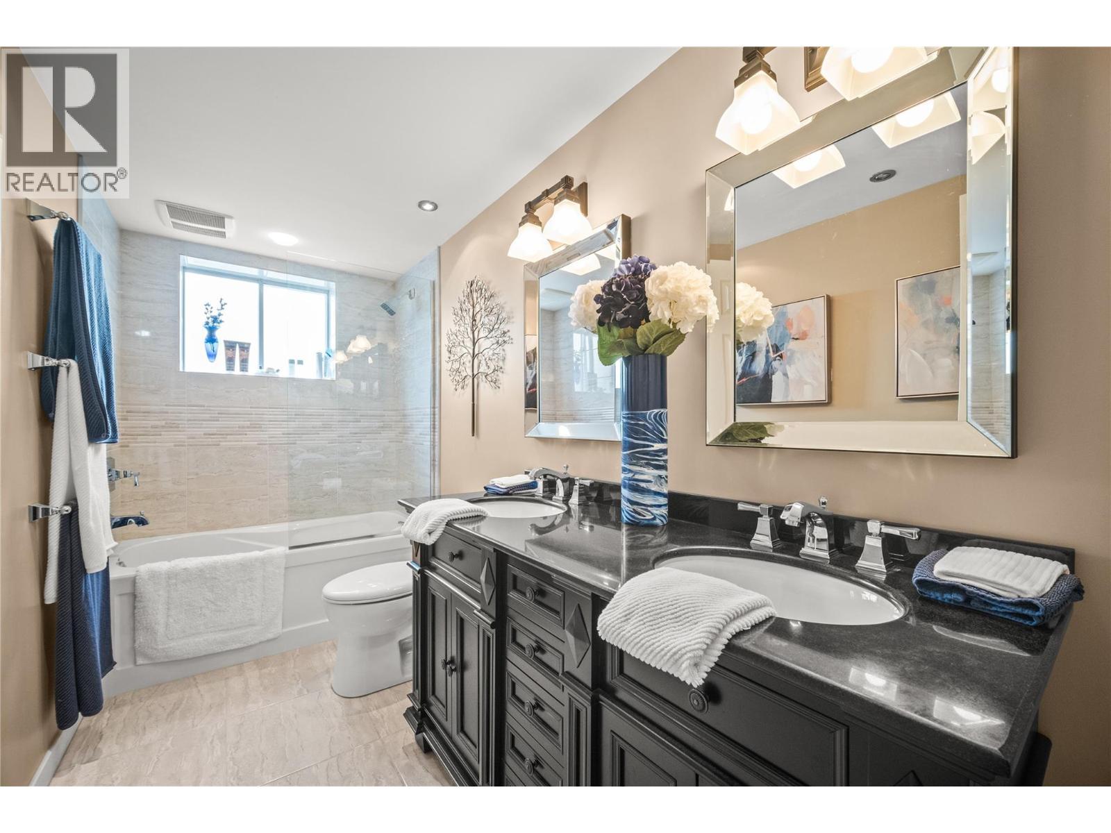 Lower Bathroom - 4119 15 Avenue, Vernon, BC - Indoor Photo Showing Bathroom