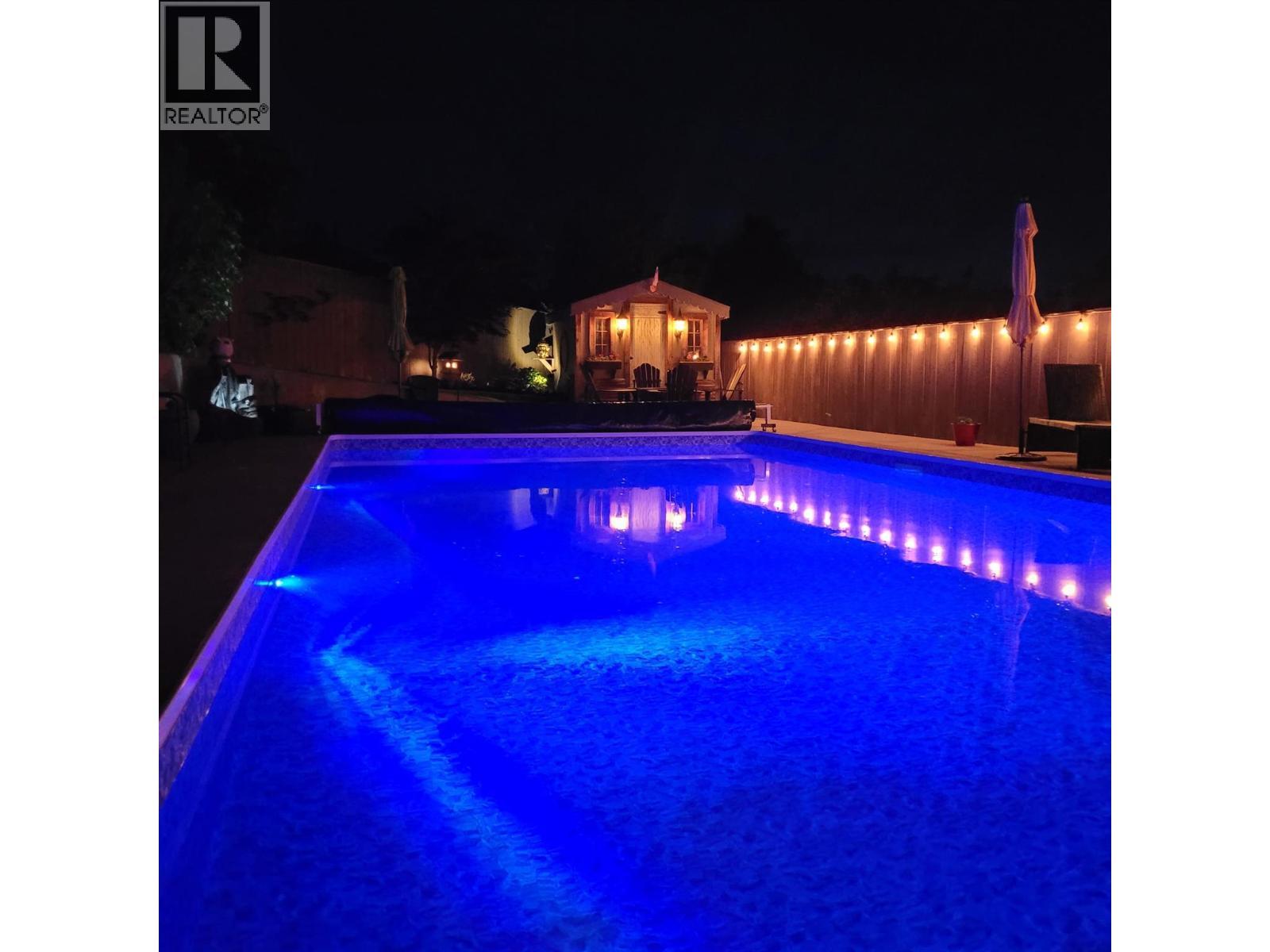 4119 15 Avenue, Vernon, BC - With In Ground Pool
