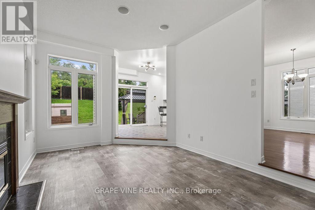 105 Rowallen Place, Ottawa, ON - Indoor With Fireplace