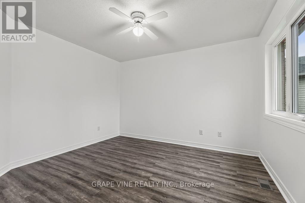 105 Rowallen Place, Ottawa, ON - Indoor Photo Showing Other Room