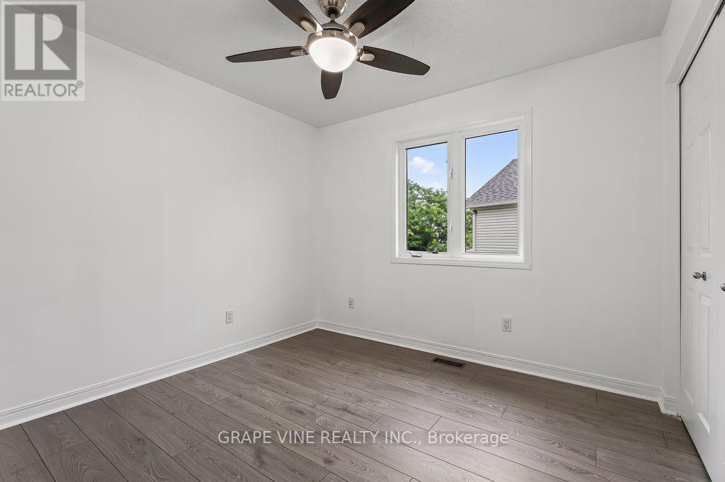 105 Rowallen Place, Ottawa, ON - Indoor Photo Showing Other Room