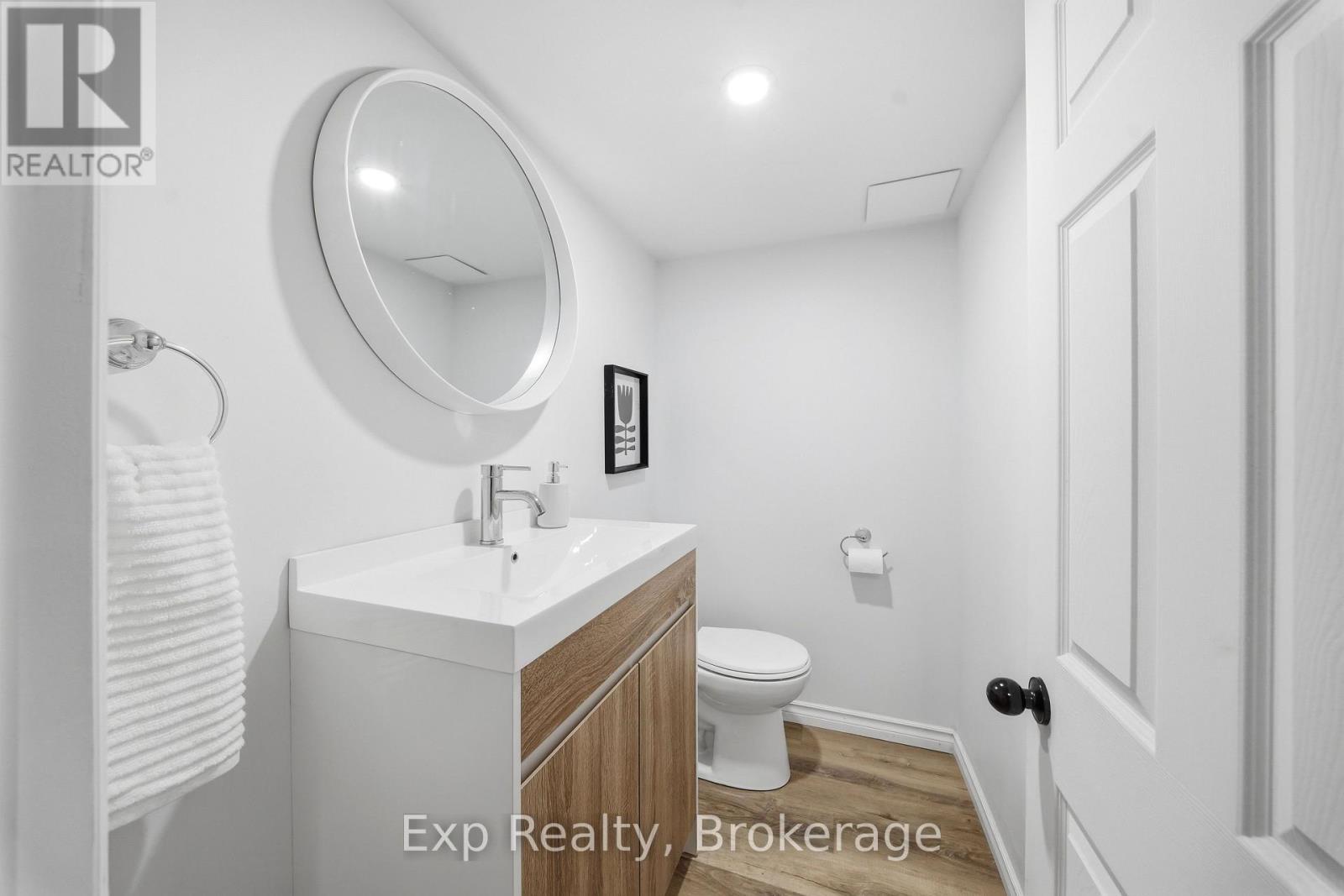6 Coleman Drive, Quinte West (Trenton Ward), ON - Indoor Photo Showing Bathroom