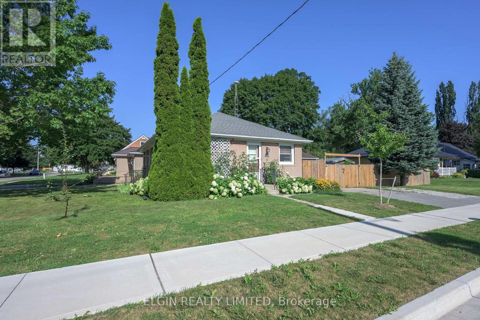 90 Dunkirk Drive, St. Thomas, ON - Outdoor