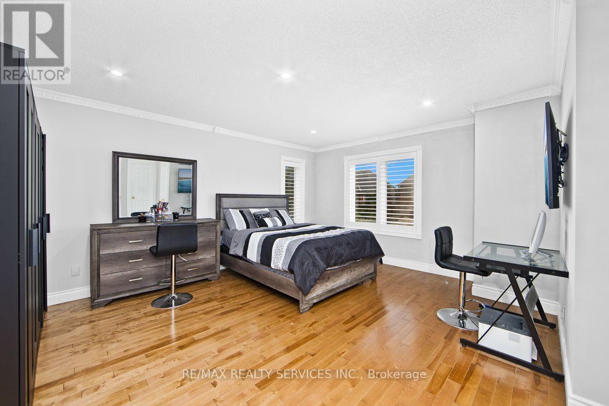 64 Strickland Drive, Ajax, ON - Indoor Photo Showing Bedroom