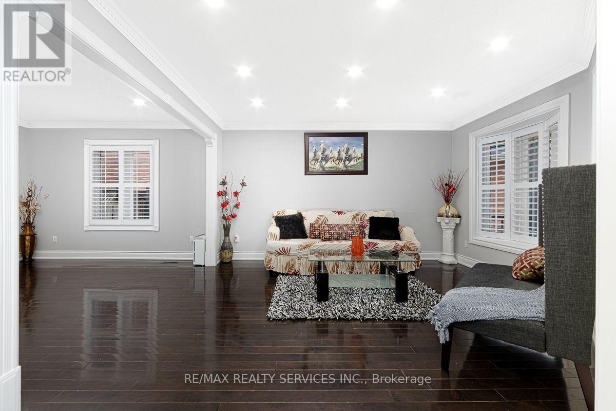 64 Strickland Drive, Ajax, ON - Indoor Photo Showing Living Room