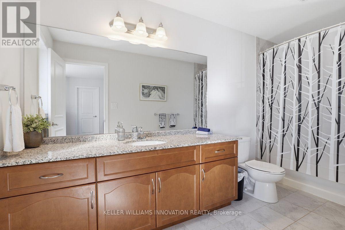 18 Vic Chambers Place, Brant, ON - Indoor Photo Showing Bathroom