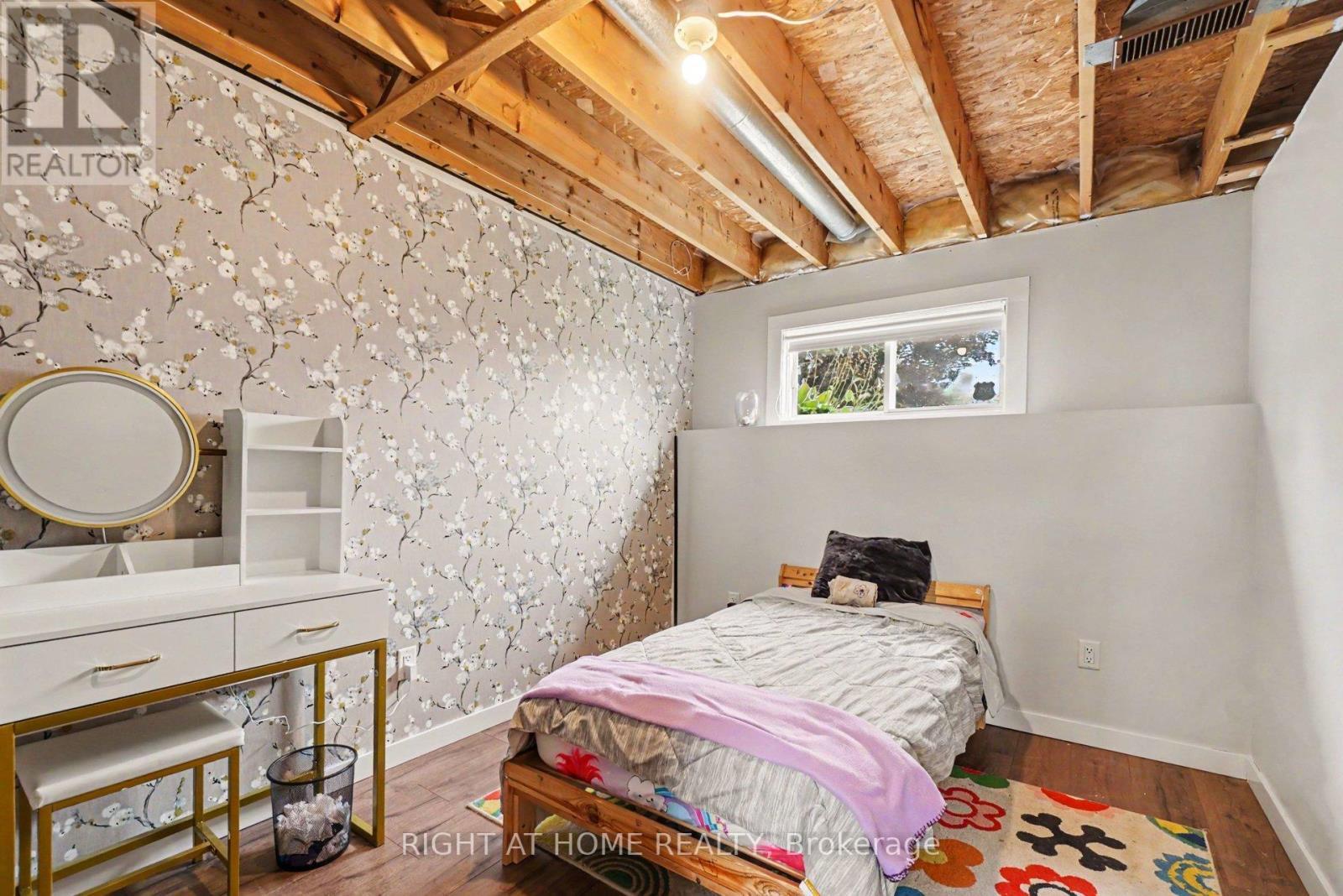 3320 Gendron Road, Clarence-Rockland, ON - Indoor Photo Showing Bedroom