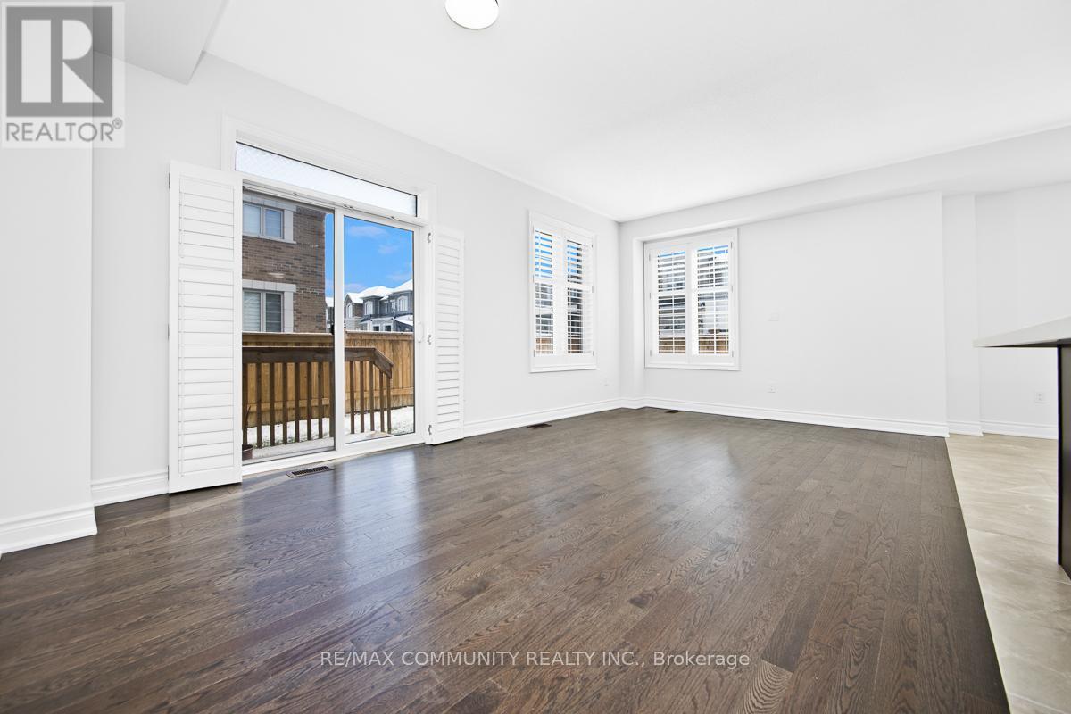 33 Liam Lane, Markham, ON - Indoor