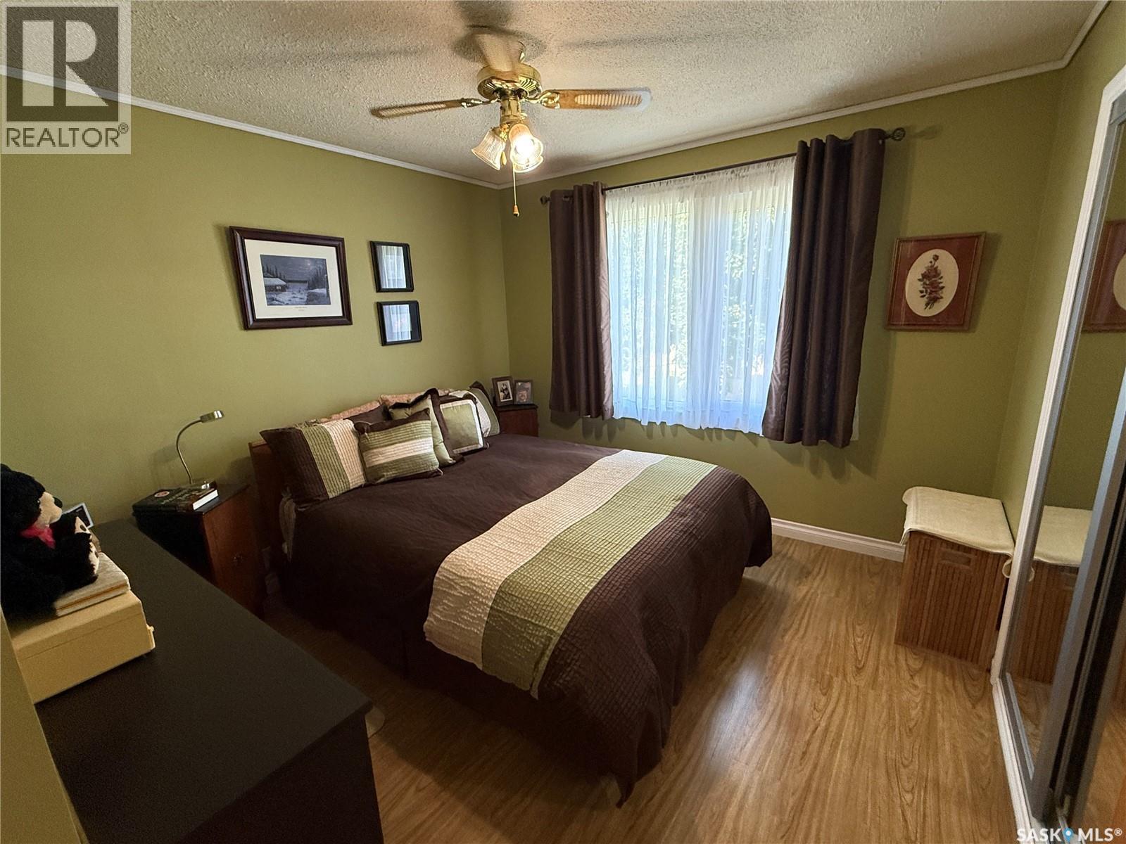 401 2Nd Avenue E, Shellbrook, SK - Indoor Photo Showing Bedroom