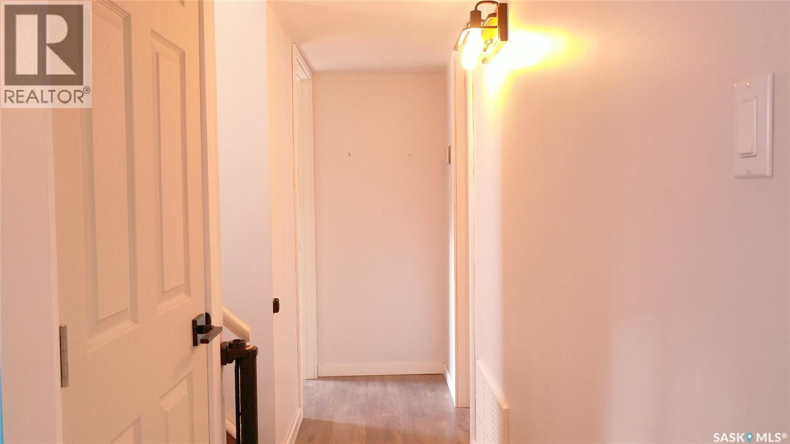 12 Redfield Bay, Yorkton, SK - Indoor Photo Showing Other Room
