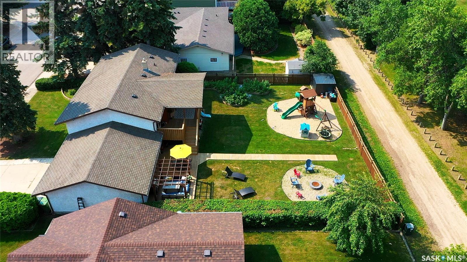 12 Redfield Bay, Yorkton, SK - Outdoor