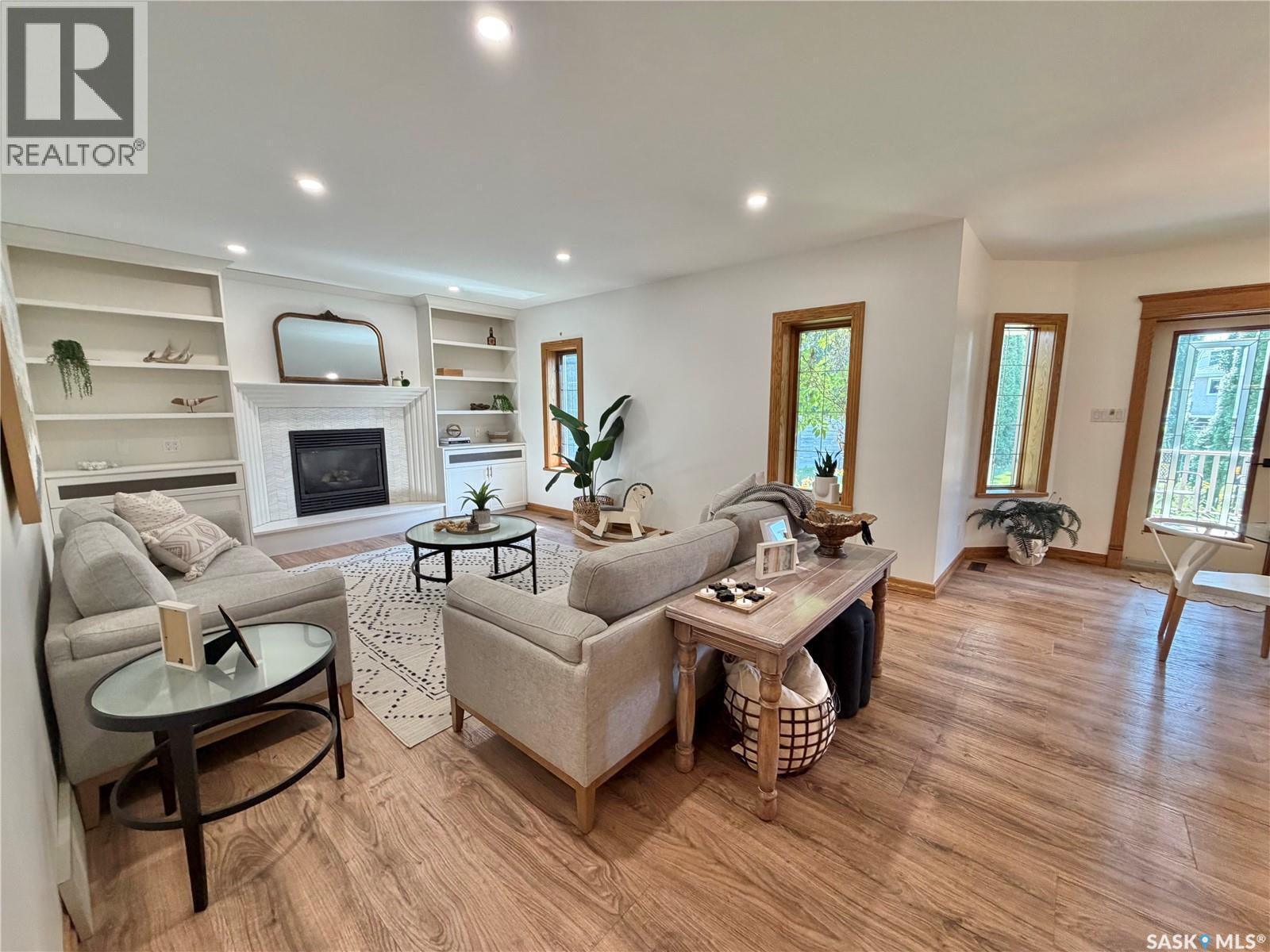 116 Morrison Drive, Yorkton, SK - Indoor Photo Showing Living Room With Fireplace