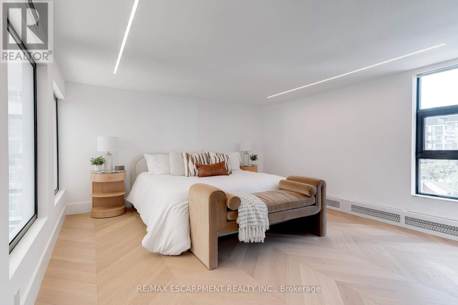 Ph1 - 20 Niagara Street, Toronto, ON - Indoor Photo Showing Bedroom