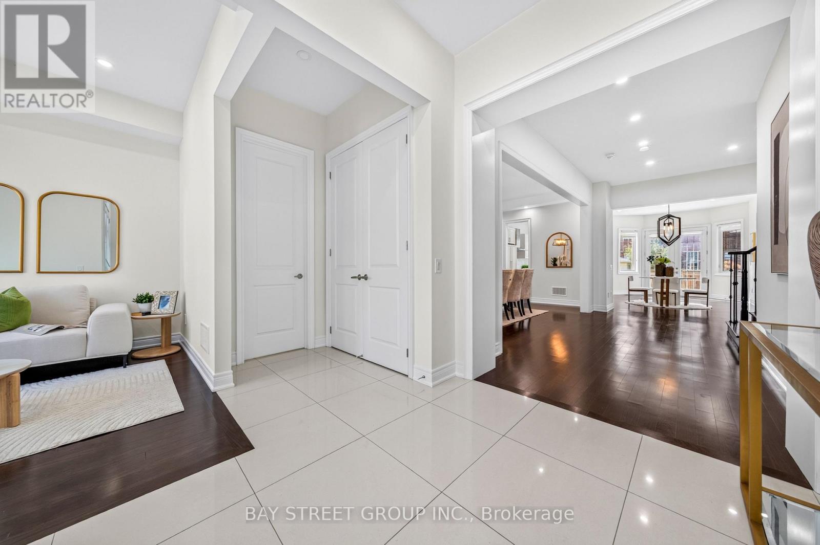 31 Woodgate Pines Drive, Vaughan, ON - Indoor Photo Showing Other Room