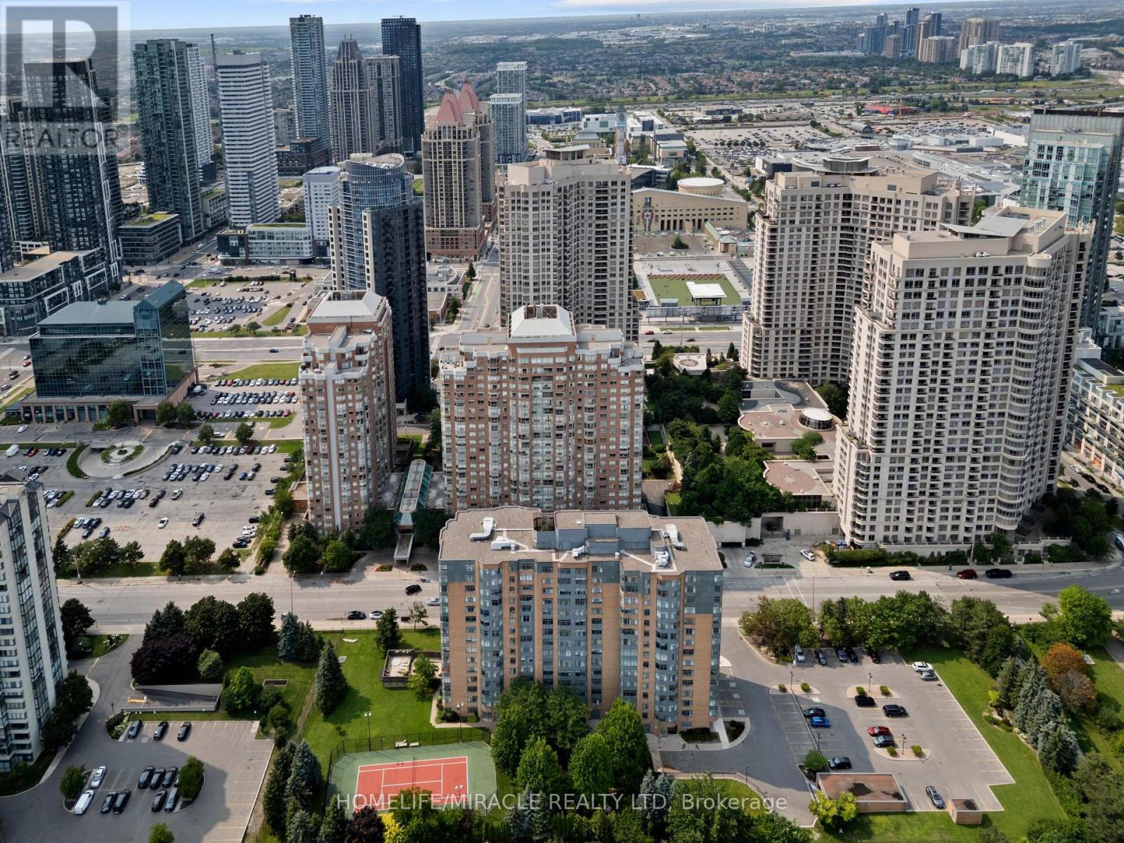 406 - 325 Webb Drive, Mississauga, ON - Outdoor With View