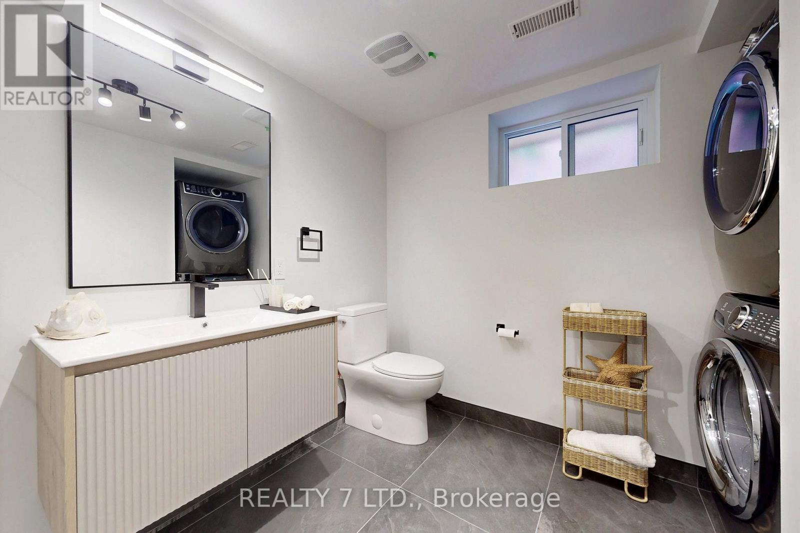 776 Garth Street, Hamilton, ON - Indoor Photo Showing Laundry Room