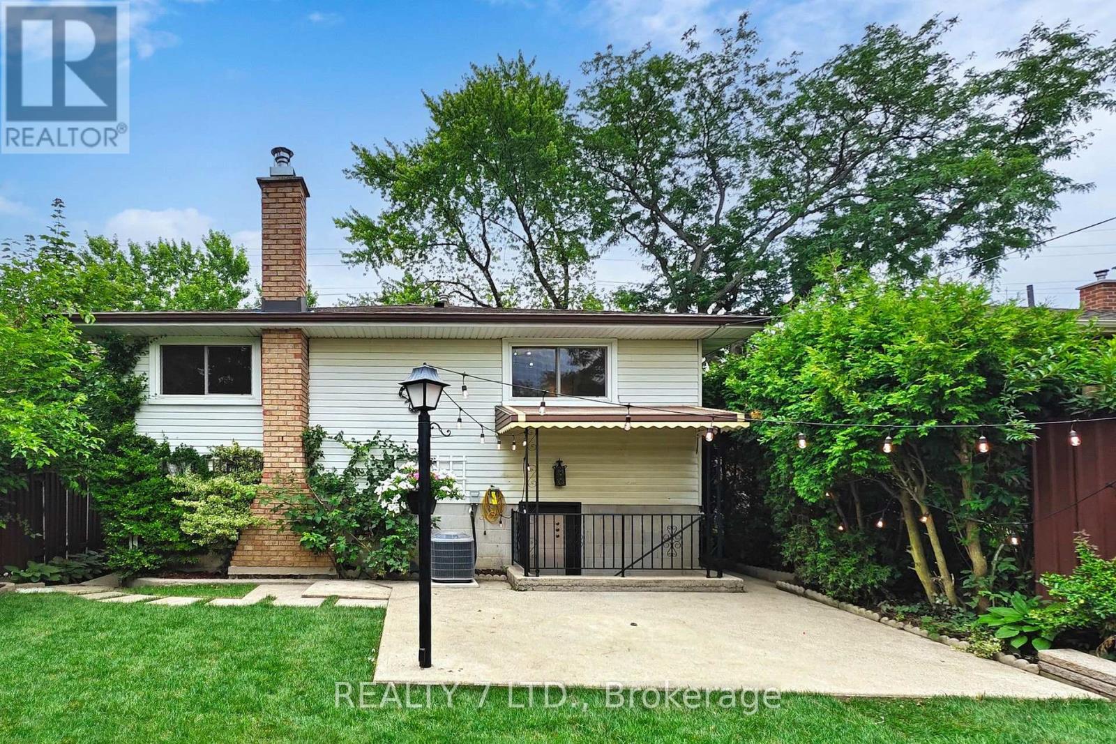 776 Garth Street, Hamilton, ON - Outdoor