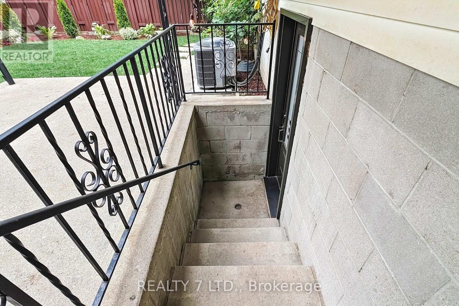 776 Garth Street, Hamilton, ON - Outdoor