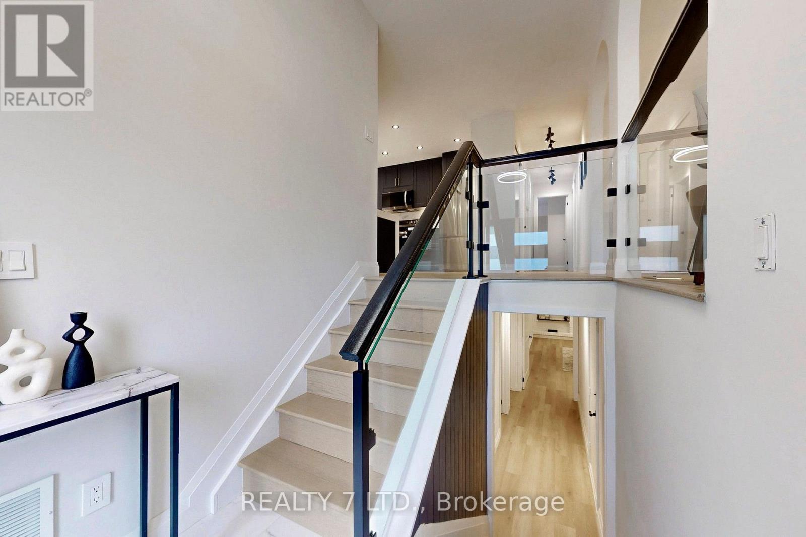 776 Garth Street, Hamilton, ON - Indoor Photo Showing Other Room