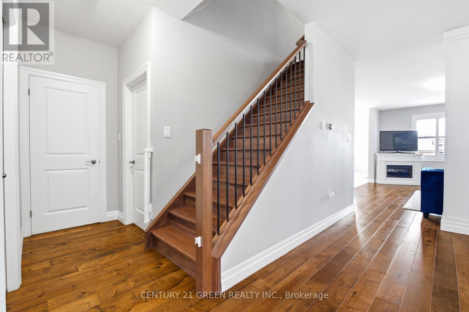 2824 Doyle Drive, London South, ON - Indoor Photo Showing Other Room
