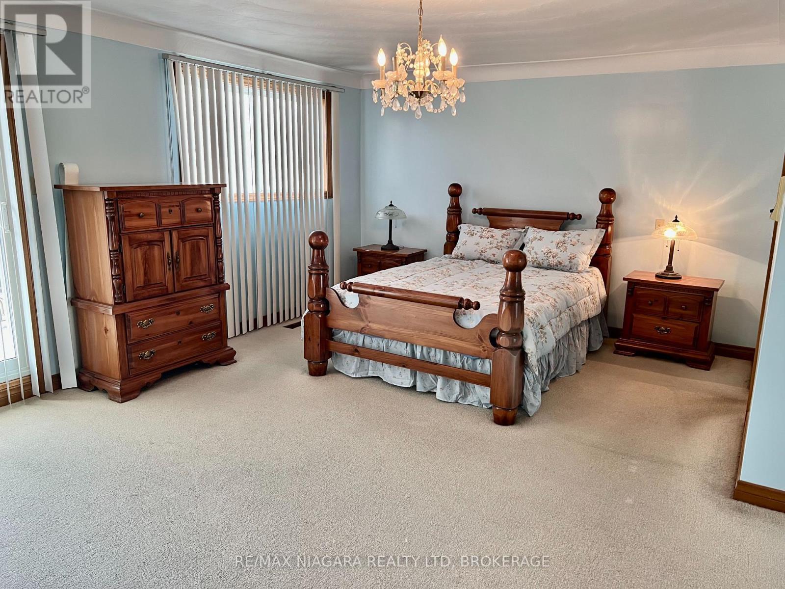 4628 Baldwin Avenue, Niagara Falls (Ascot), ON - Indoor Photo Showing Bedroom