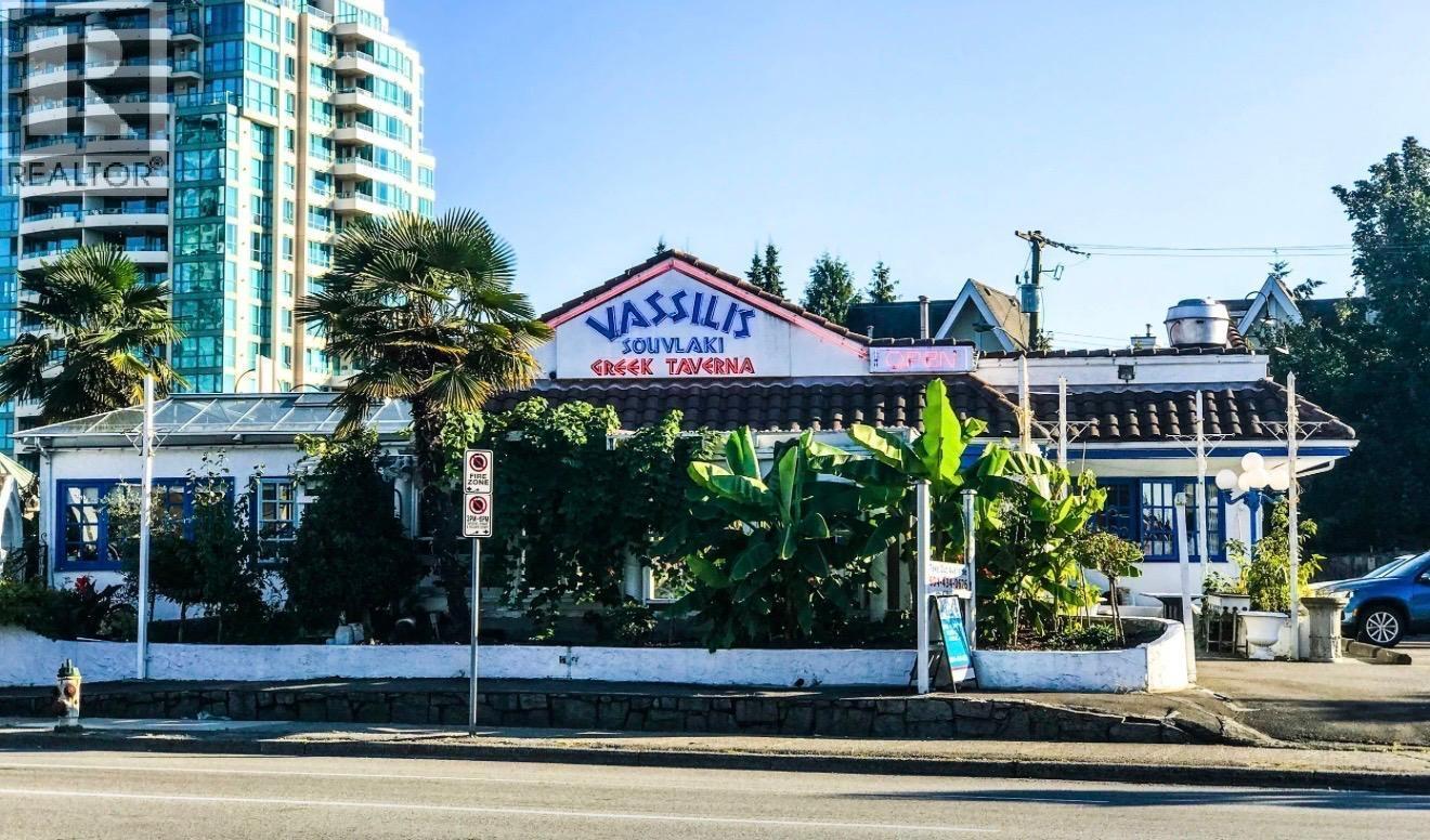 6558 Kingsway, Burnaby, BC