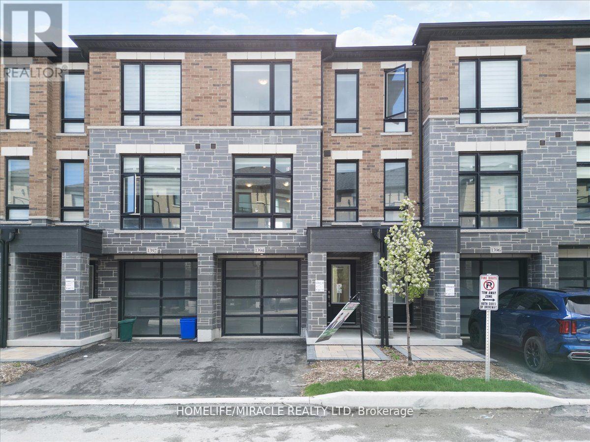 1392 Coral Springs Path, Oshawa, ON - Outdoor With Facade