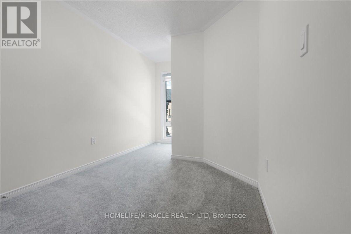 1392 Coral Springs Path, Oshawa, ON - Indoor Photo Showing Other Room