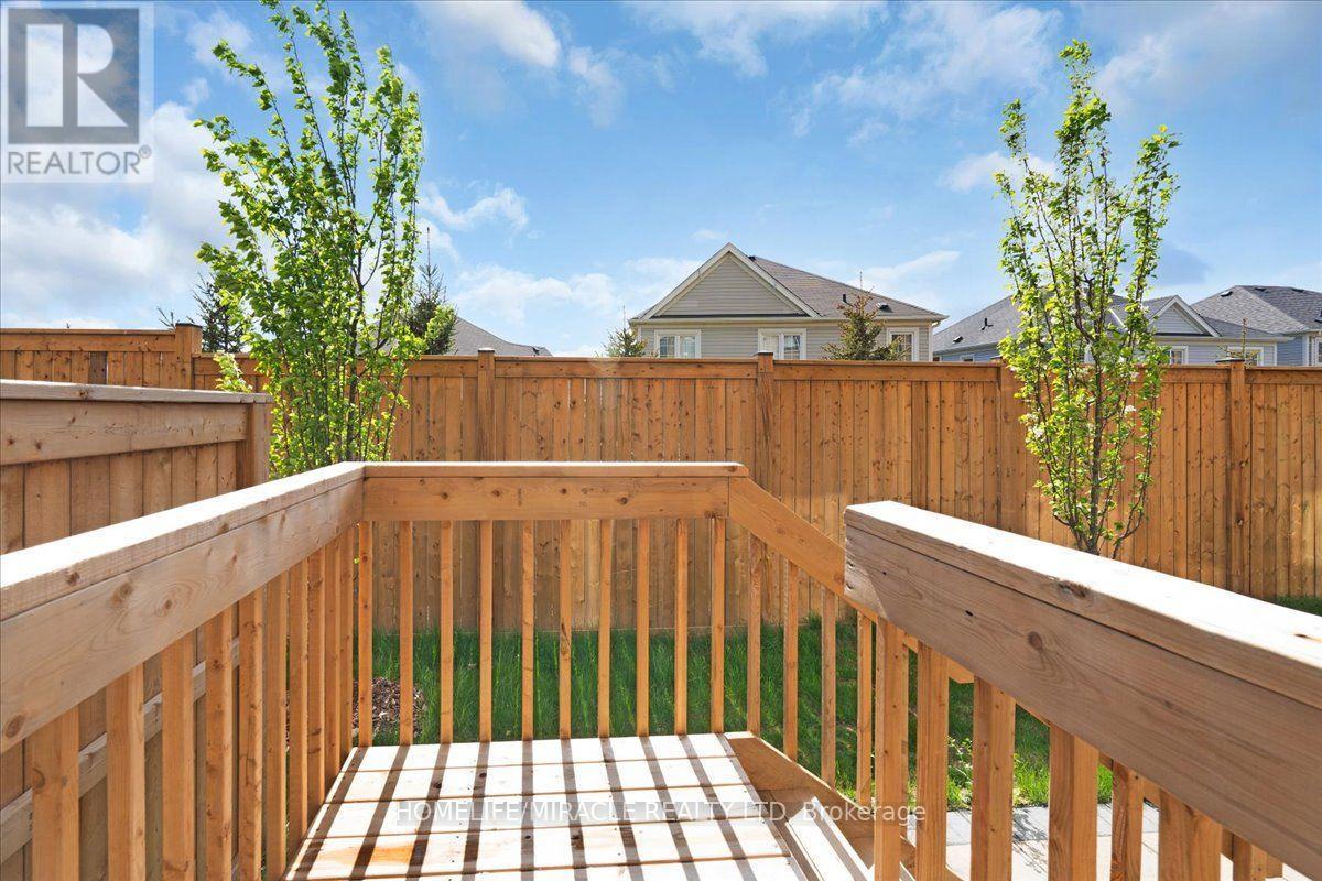 1392 Coral Springs Path, Oshawa, ON - Outdoor