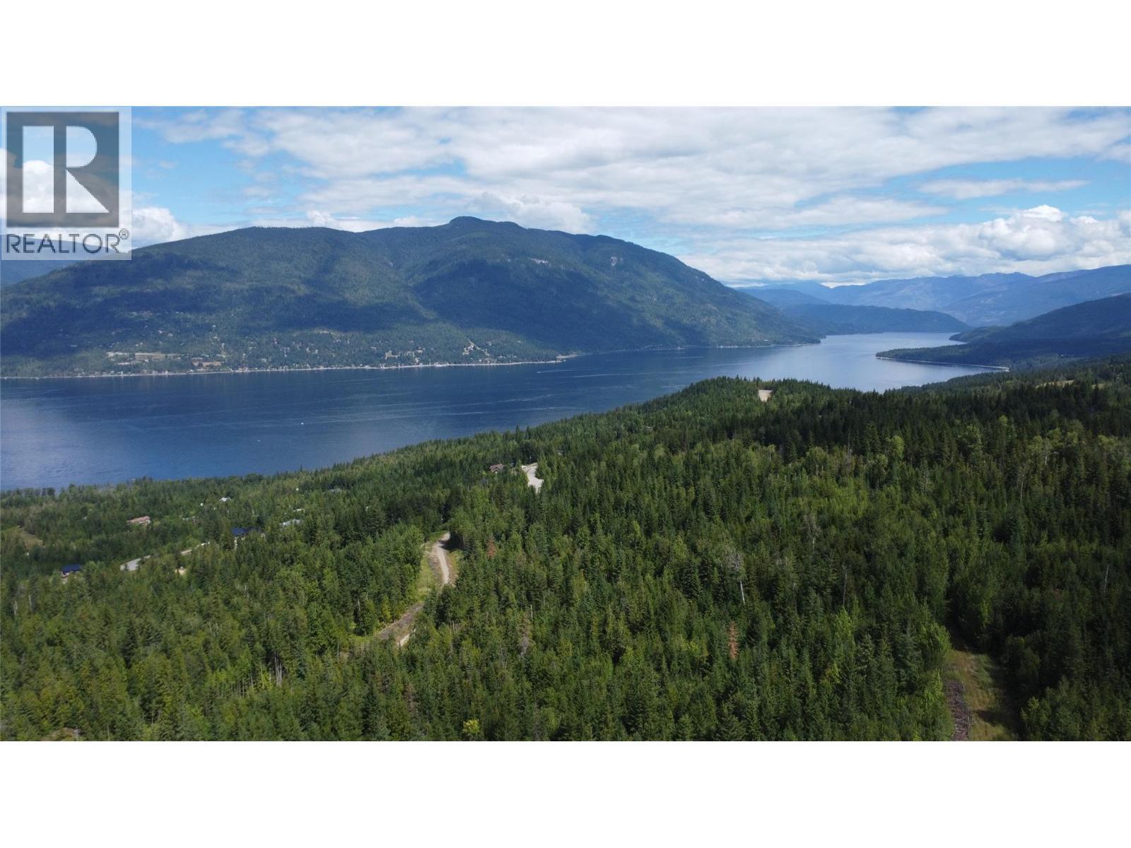 5055 Ridge Road, Eagle Bay, BC