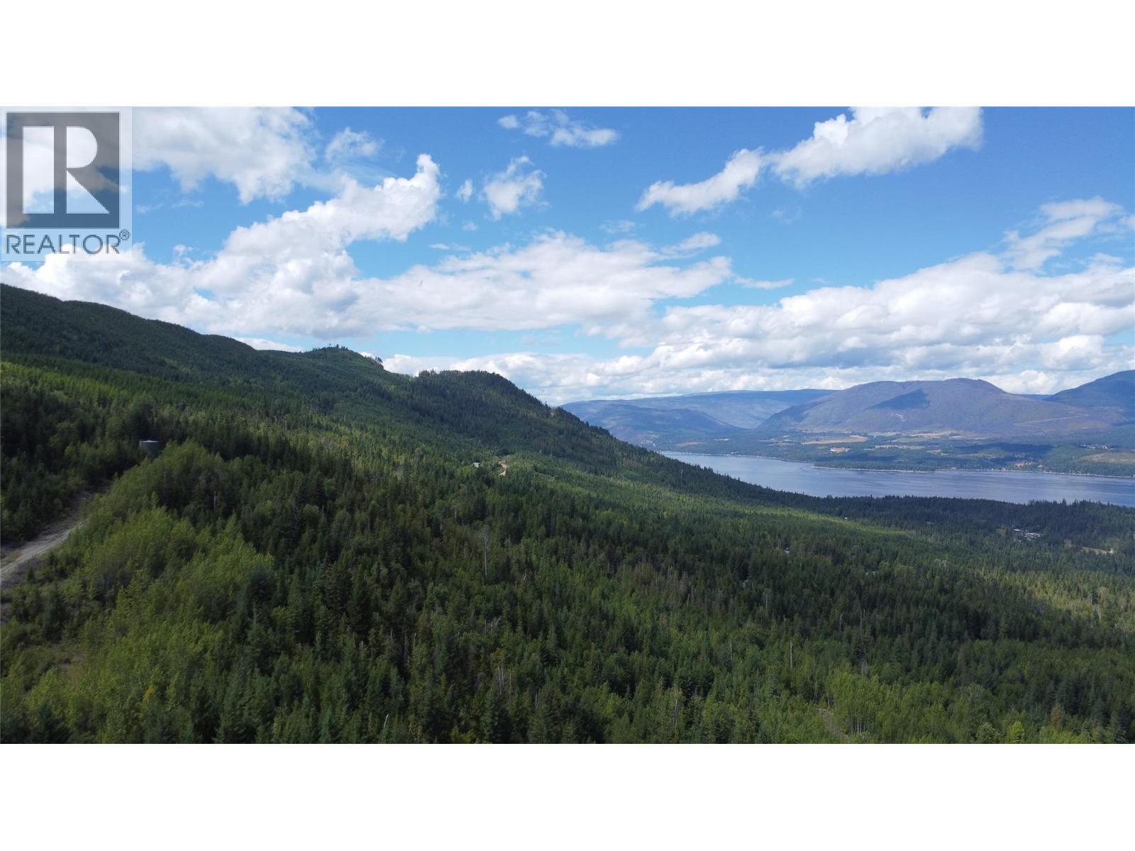 5055 Ridge Road, Eagle Bay, BC