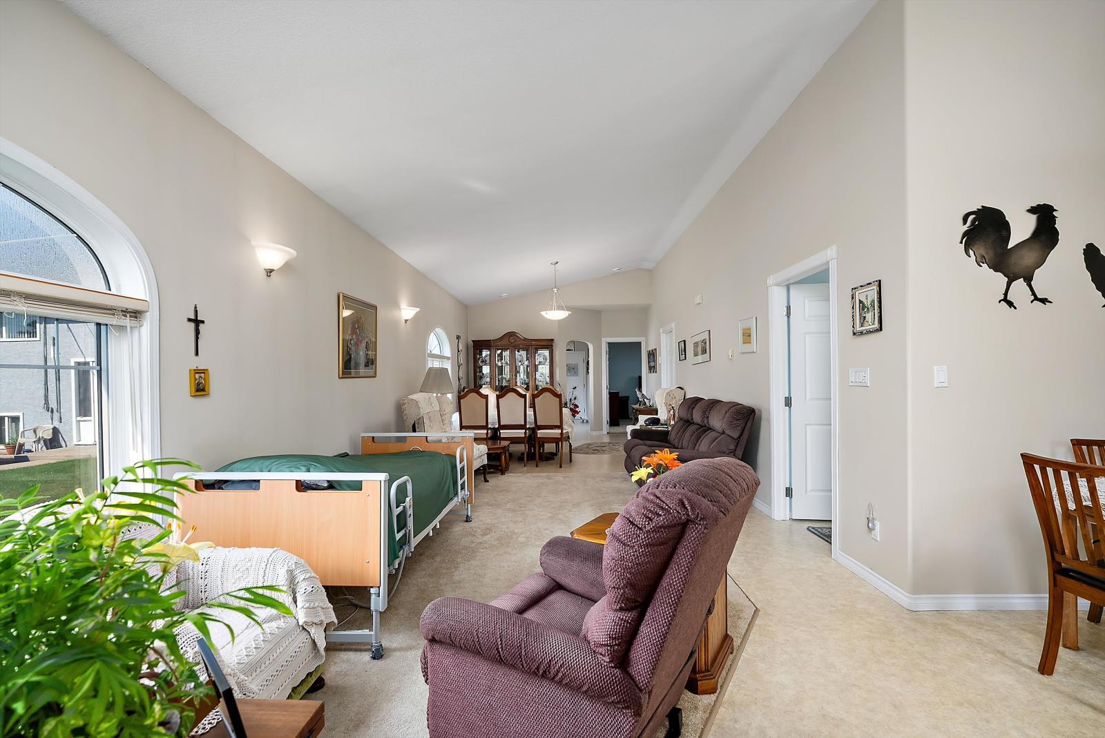3907 3905 54 Street, Wetaskiwin, AB - Indoor