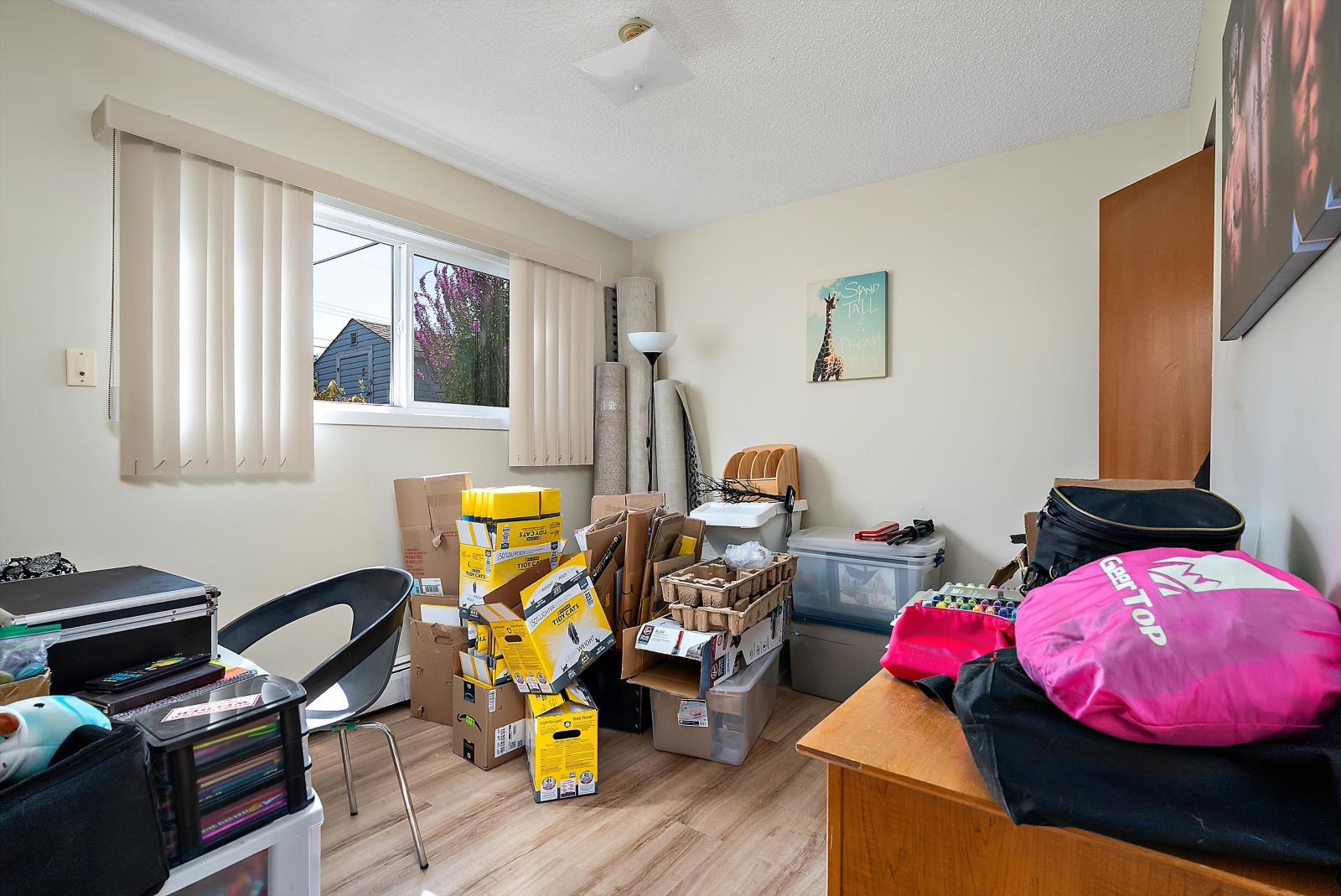 3907 3905 54 Street, Wetaskiwin, AB - Indoor Photo Showing Bedroom