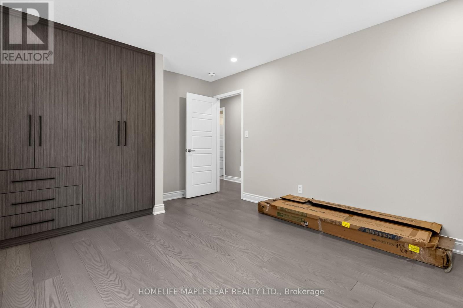 20 Wannamaker Crescent, Cambridge, ON - Indoor Photo Showing Other Room