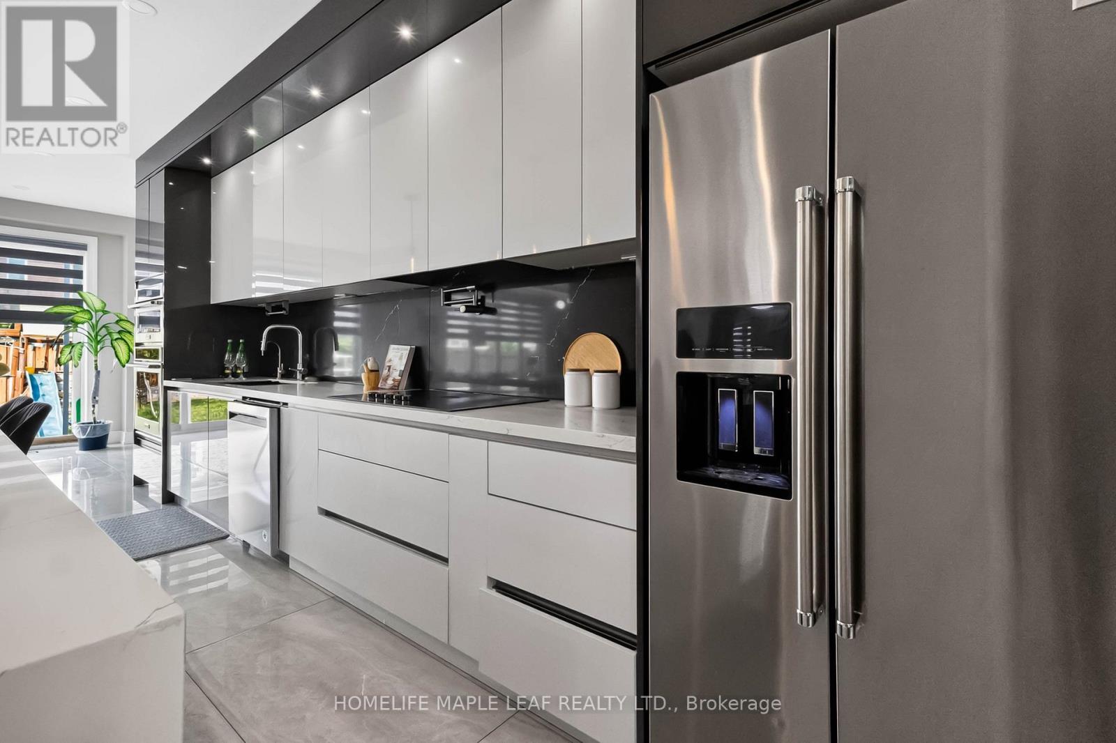 20 Wannamaker Crescent, Cambridge, ON - Indoor Photo Showing Kitchen