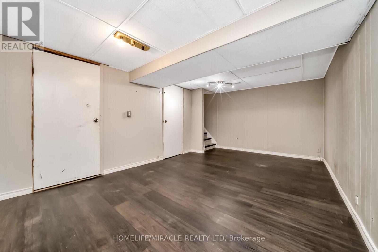 53 Burns Drive, Guelph, ON - Indoor