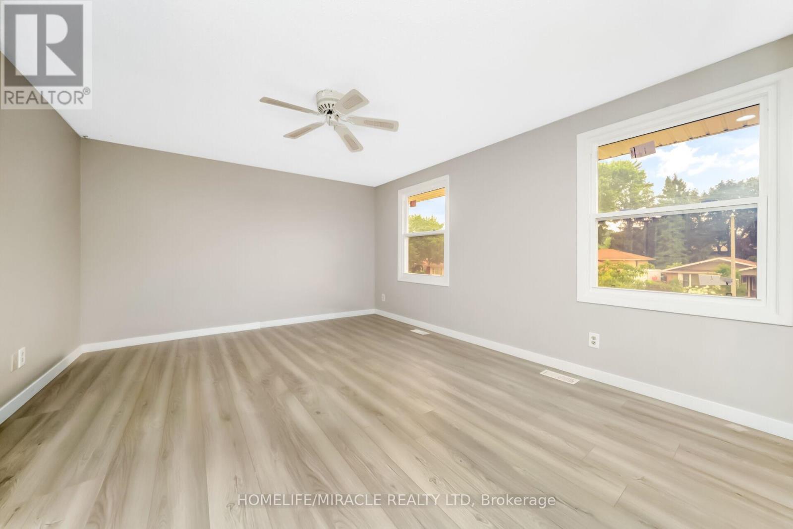 53 Burns Drive, Guelph, ON - Indoor Photo Showing Other Room