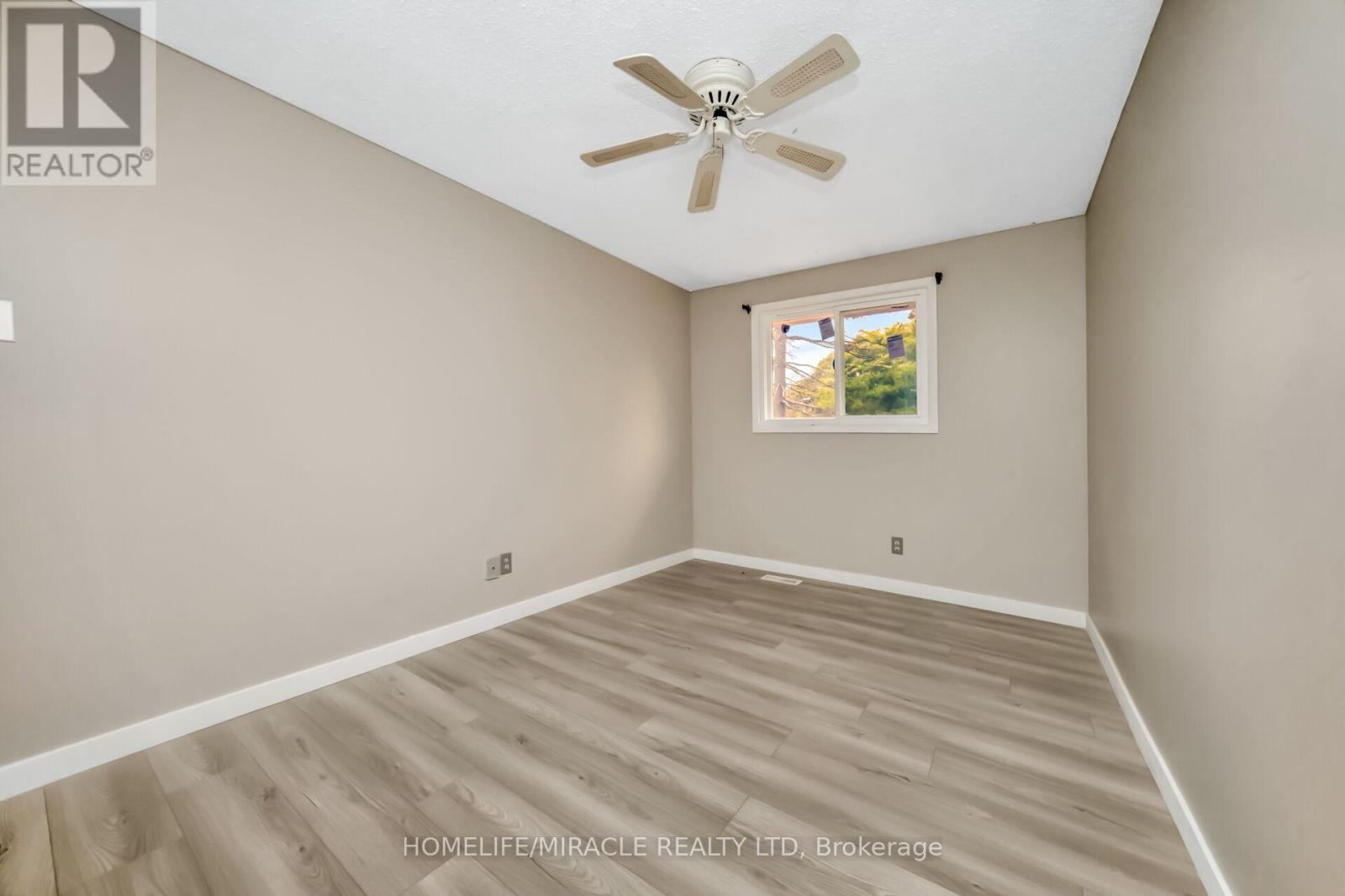 53 Burns Drive, Guelph, ON - Indoor Photo Showing Other Room