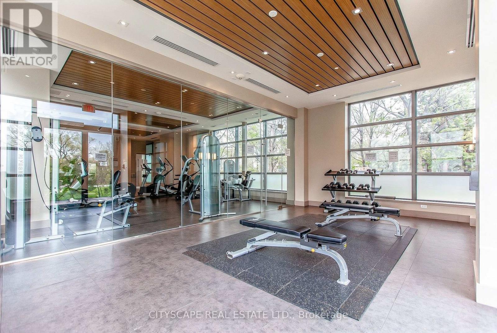 Gym - 1003 - 9618 Yonge Street, Richmond Hill, ON - Indoor Photo Showing Gym Room