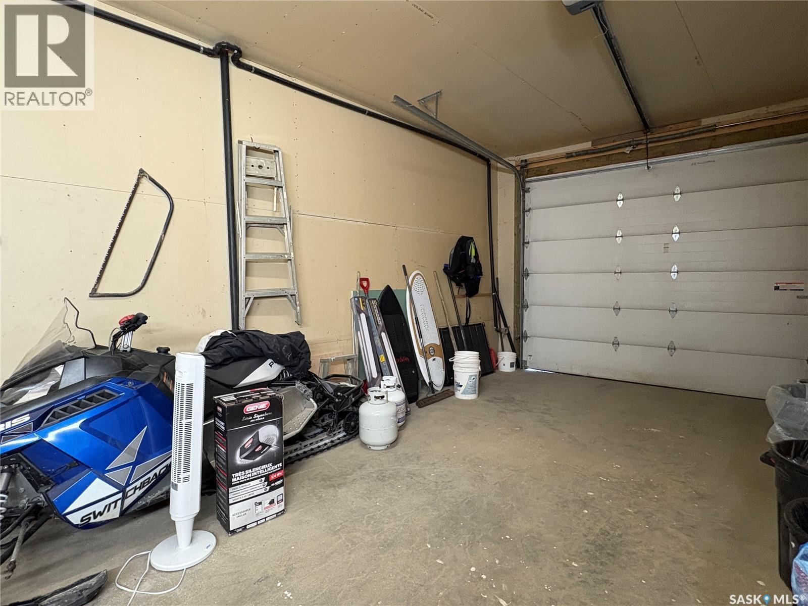 17 Tranquility Drive, Cowan Lake, SK - Indoor Photo Showing Garage