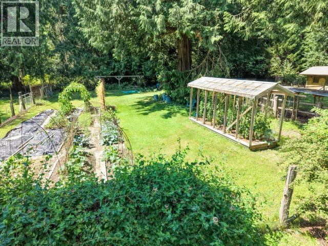 10440 Kelly Creek Road, Powell River, BC - Outdoor
