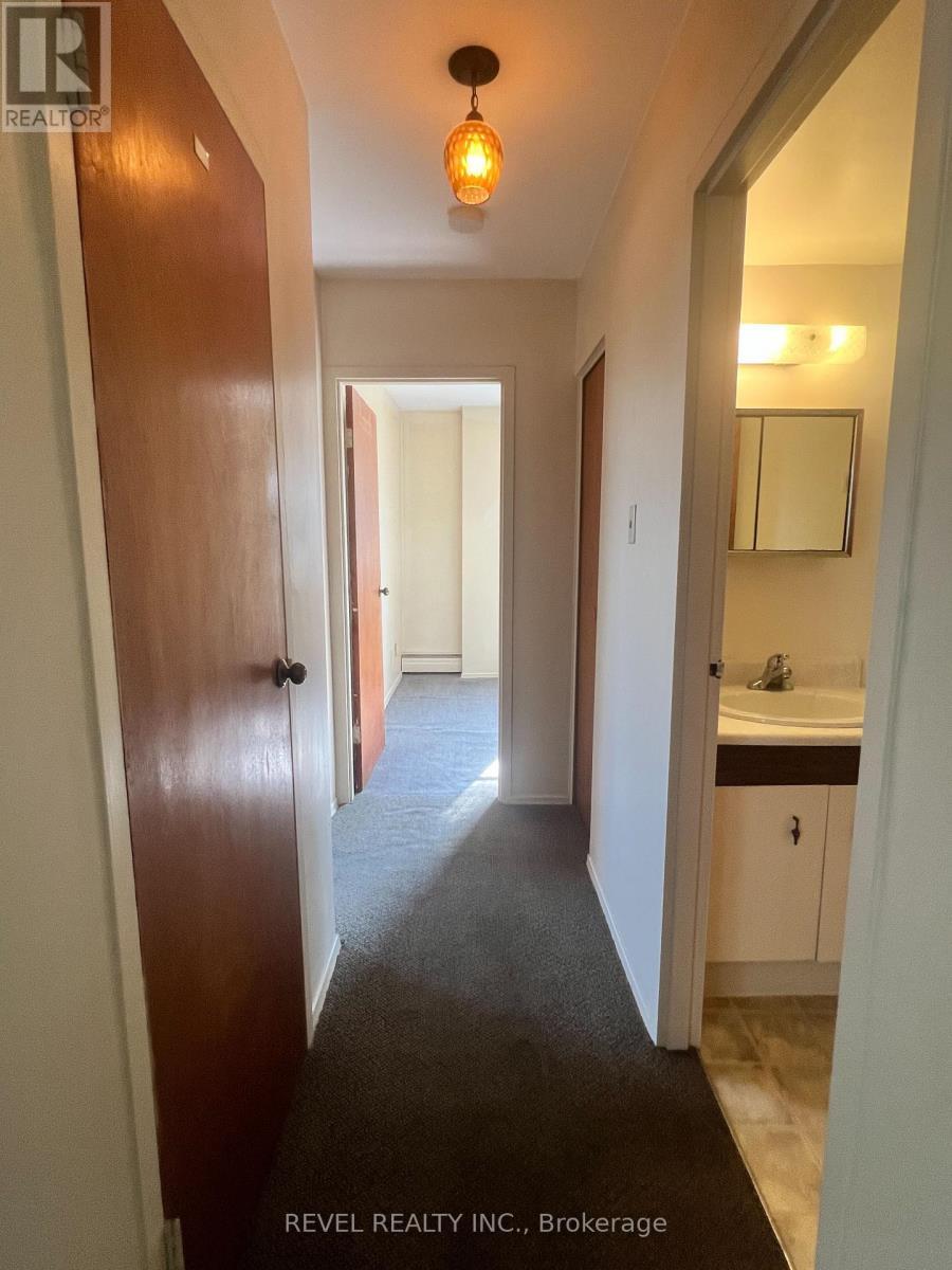 407 - 359 Geneva Street S, St. Catharines, ON - Indoor Photo Showing Other Room