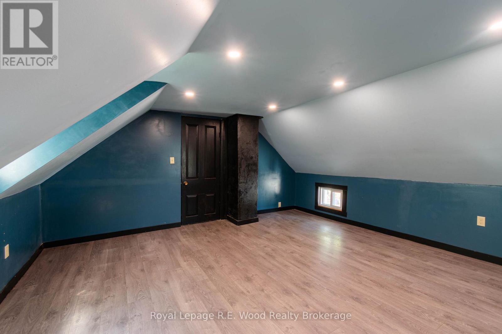311 Talbot Street E, Aylmer, ON - Indoor Photo Showing Other Room
