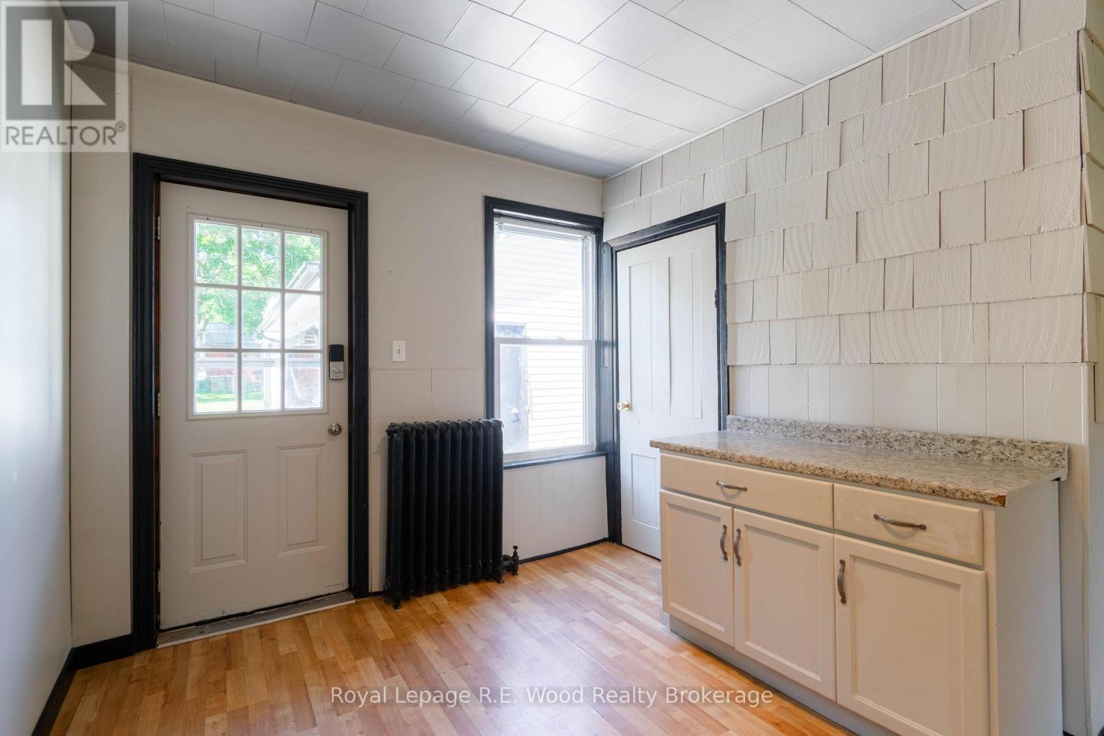 311 Talbot Street E, Aylmer, ON - Indoor Photo Showing Other Room
